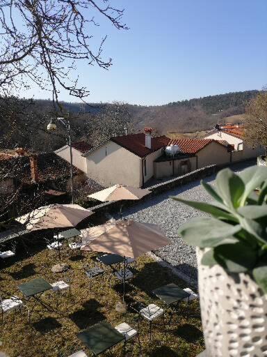 Divača Hostel Skrla المظهر الخارجي الصورة